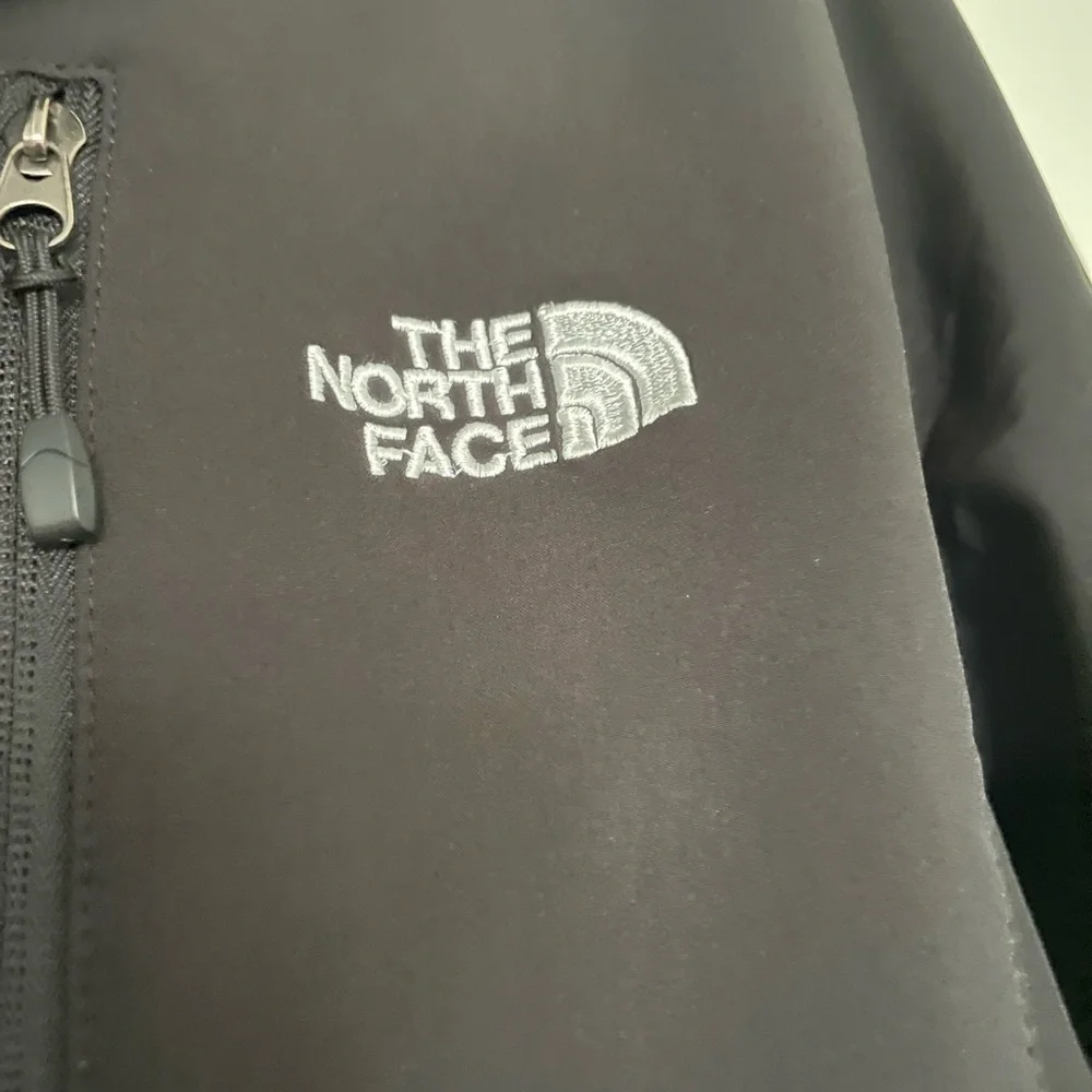 The North Face Jacket - Picture 3 of 5